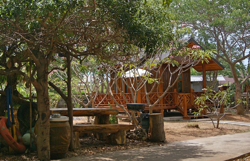 Sichang My Home Koh Si Chang Exteriör bild